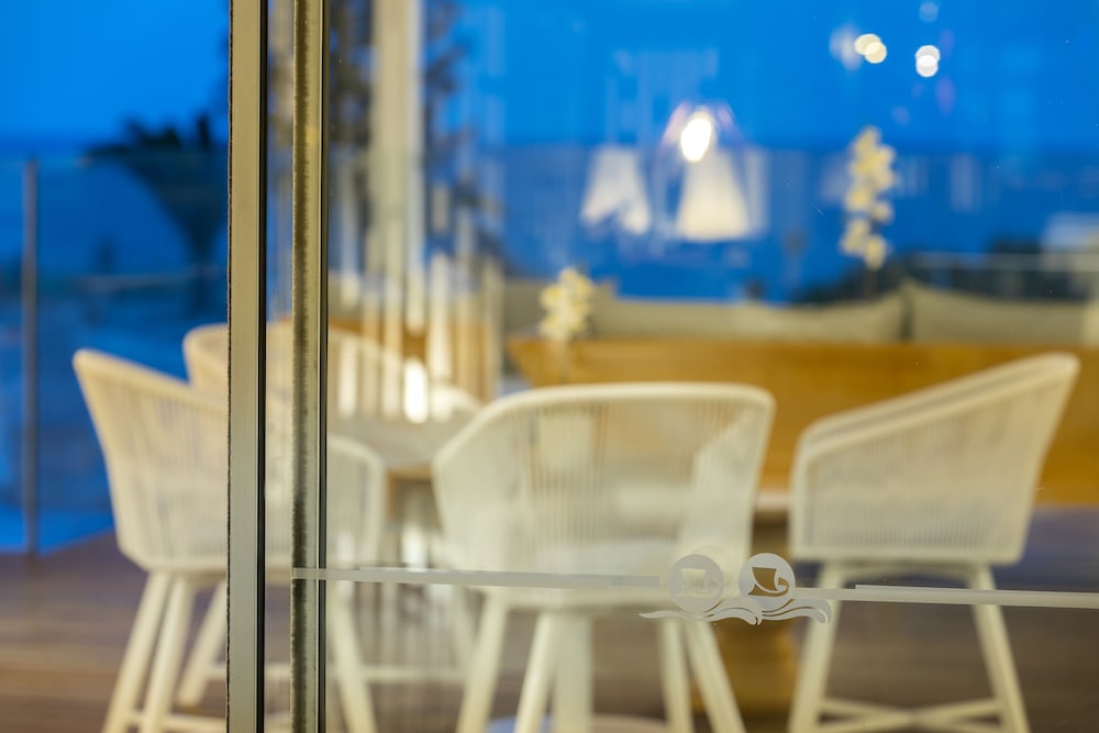 Odessa Beach Hotel — Restaurant & bars in Protaras, Famagusta Region