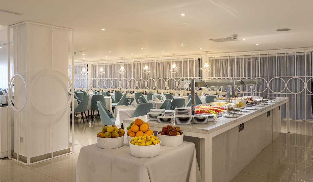 Odessa Beach Hotel — Hotel rooms in Protaras, Famagusta Region
