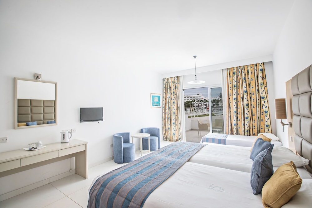 Odessa Beach Hotel — Hotel rooms in Protaras, Famagusta Region