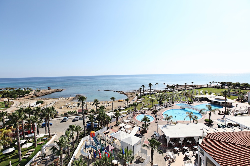 Marlita Beach Hotel Apartments — Swimming pool in Protaras, Famagusta Region