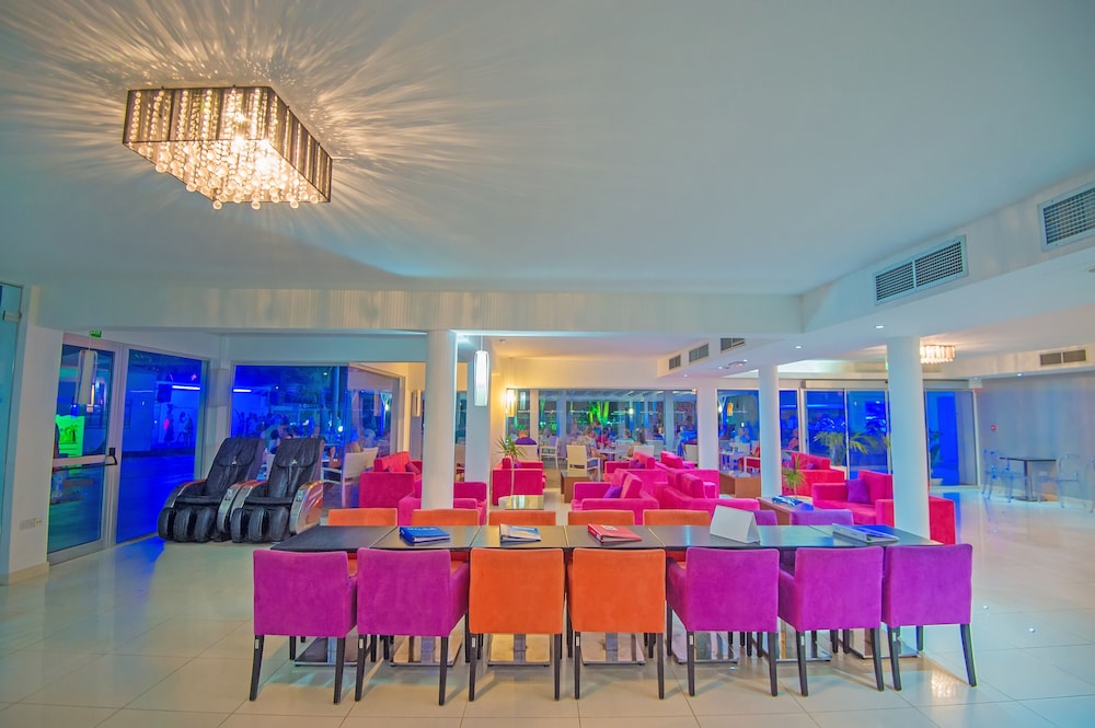Marlita Beach Hotel Apartments — Restaurant & bars in Protaras, Famagusta Region