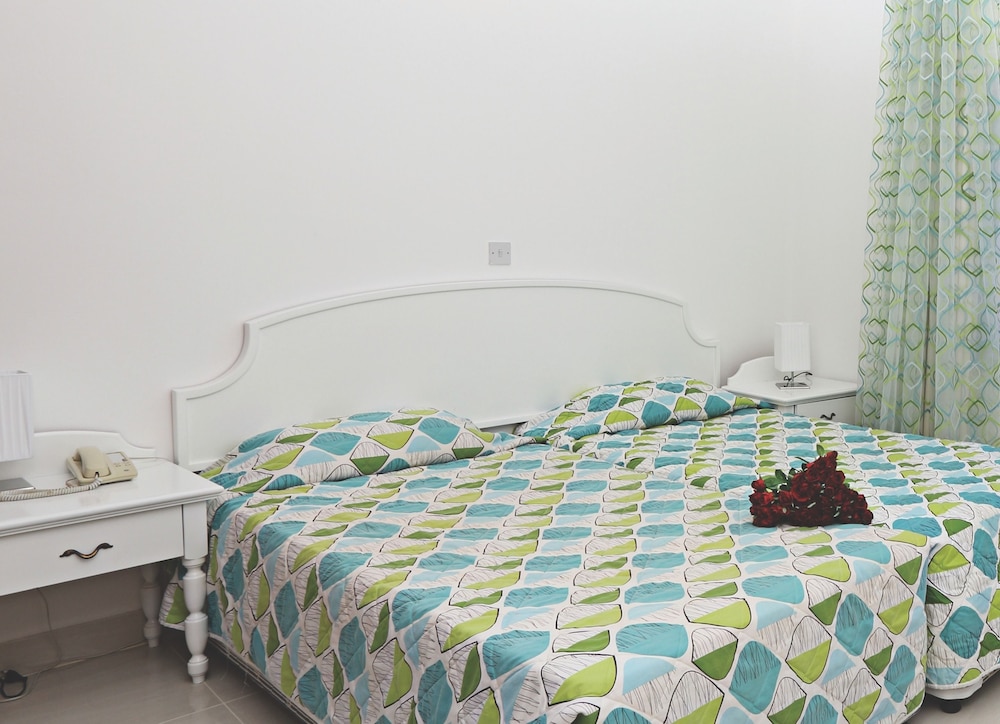 Marlita Beach Hotel Apartments — Hotel rooms in Protaras, Famagusta Region