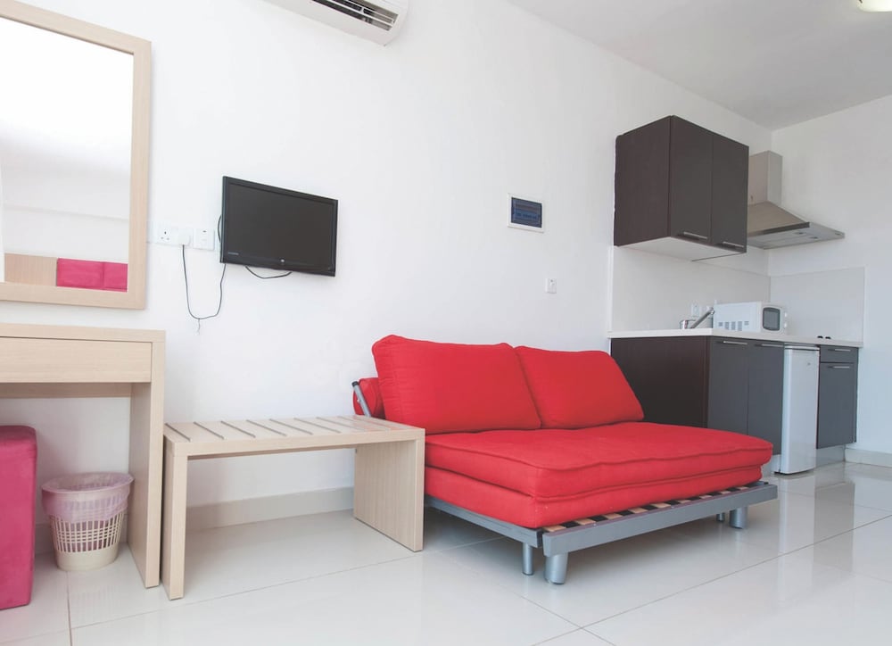 Marlita Beach Hotel Apartments — Hotel rooms in Protaras, Famagusta Region