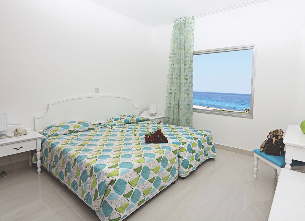Marlita Beach Hotel Apartments — Hotel rooms in Protaras, Famagusta Region