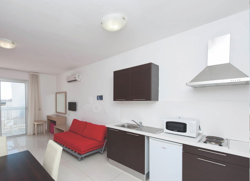 Marlita Beach Hotel Apartments — Hotel rooms in Protaras, Famagusta Region