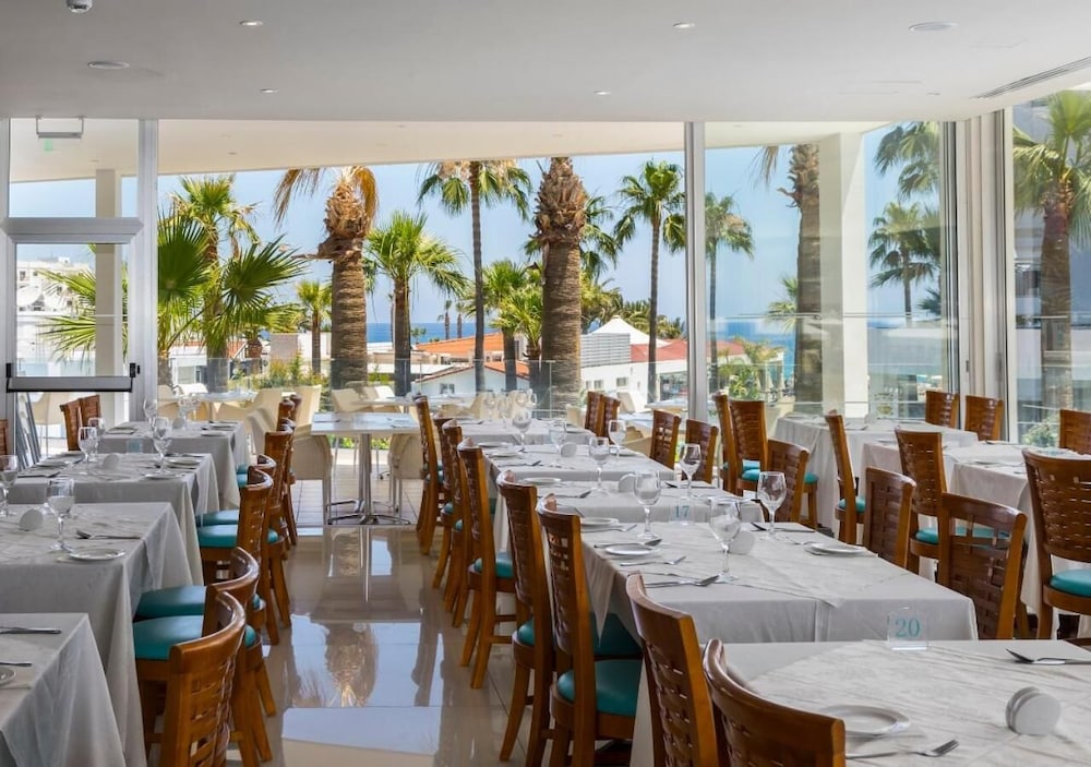 Tsokkos Protaras Hotel — Restaurant & bars in Protaras, Famagusta Region