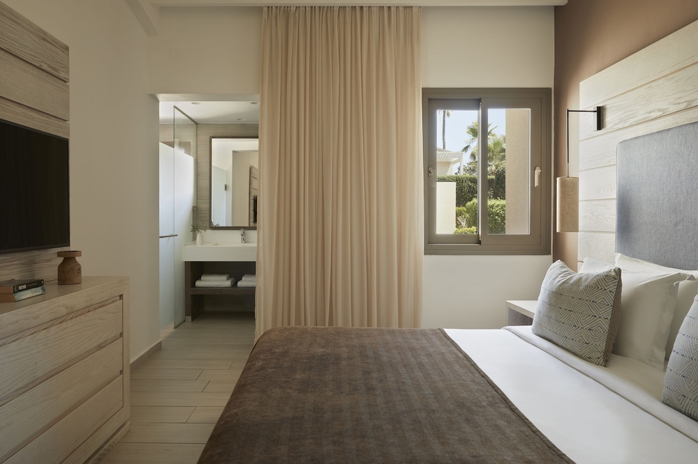 Mare Ayia Napa — Hotel rooms in Ayia Napa, Famagusta Region