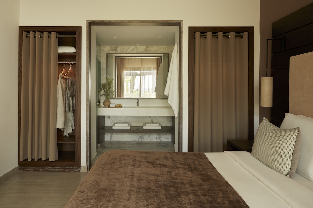 Mare Ayia Napa — Hotel rooms in Ayia Napa, Famagusta Region