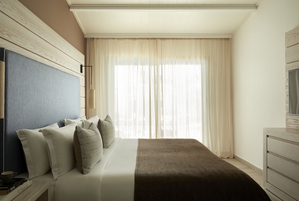 Mare Ayia Napa — Hotel rooms in Ayia Napa, Famagusta Region