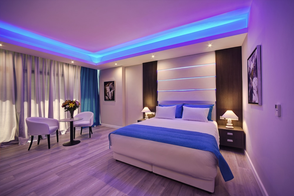 The Josephine Boutique hotel — Hotel rooms in Larnaca, Larnaca Region