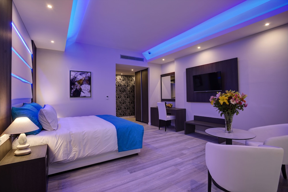 The Josephine Boutique hotel — Hotel rooms in Larnaca, Larnaca Region