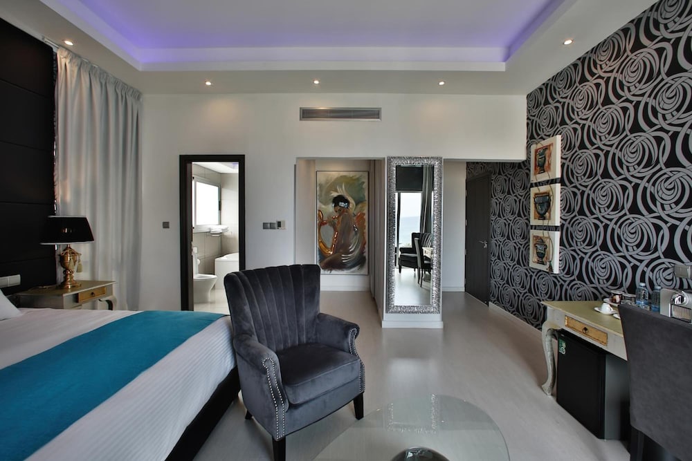 The Josephine Boutique hotel — Hotel rooms in Larnaca, Larnaca Region