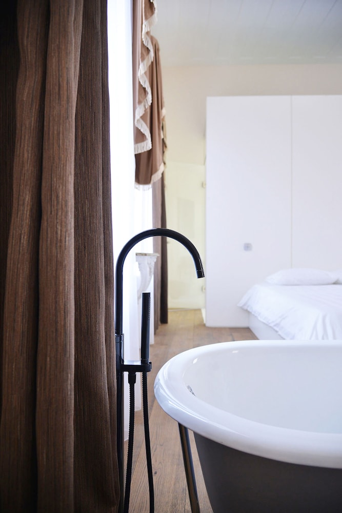 Lokàl Boutique Hotel — Hotel rooms in Larnaca, Larnaca Region
