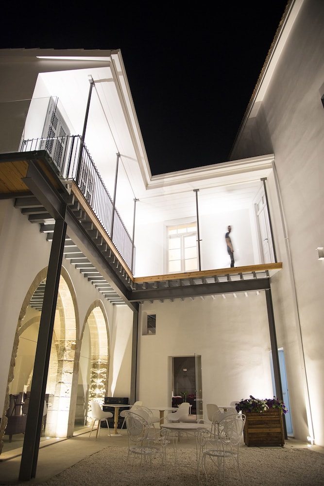 Lokàl Boutique Hotel — Hotel building in Larnaca, Larnaca Region