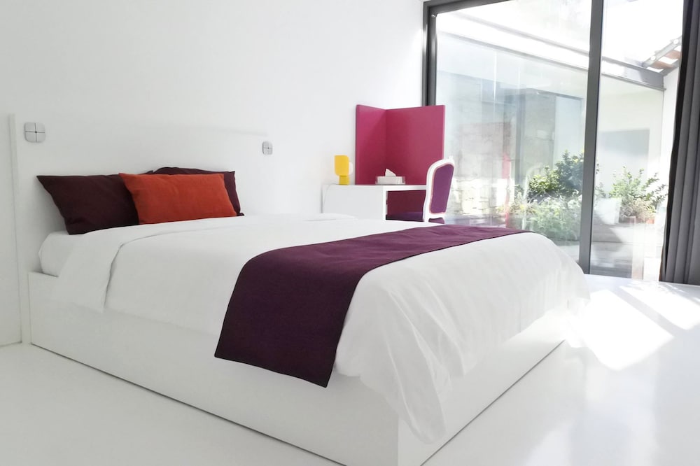 Lokàl Boutique Hotel — Hotel rooms in Larnaca, Larnaca Region