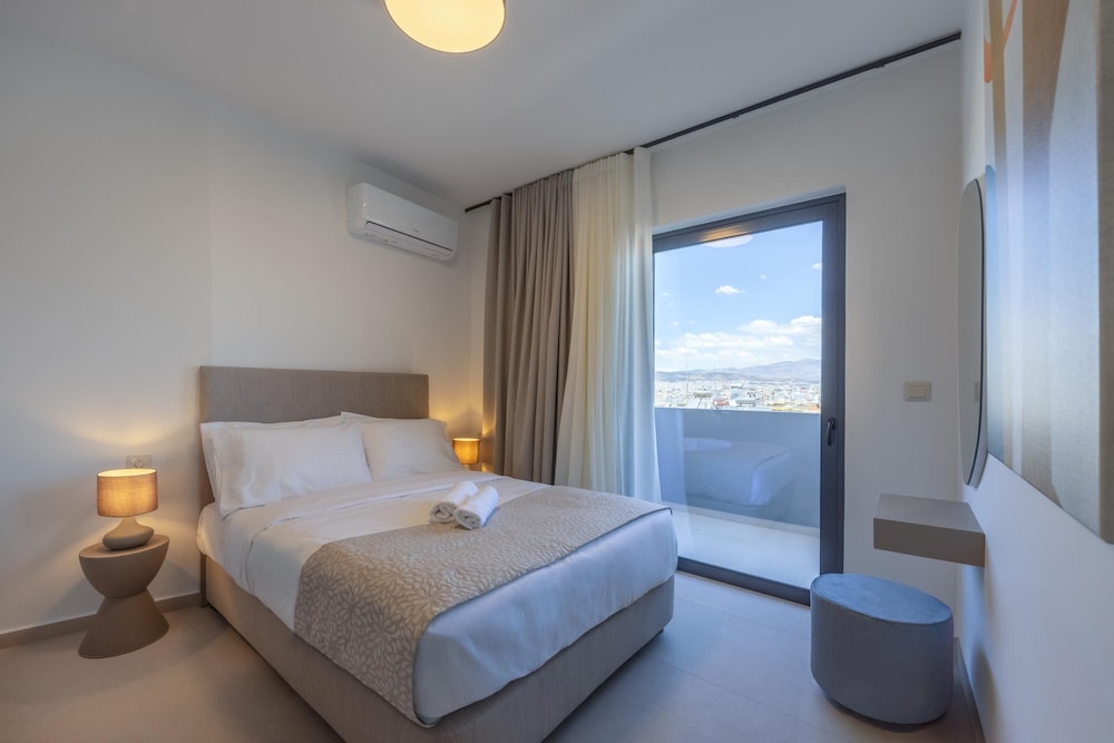 Sokio Attiki Hotel, Bw Premier Collection — Hotel rooms in Athens, Attica