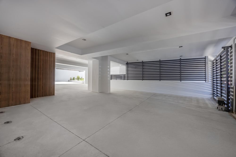Sokio Attiki Hotel, Bw Premier Collection — Hotel building in Athens, Attica