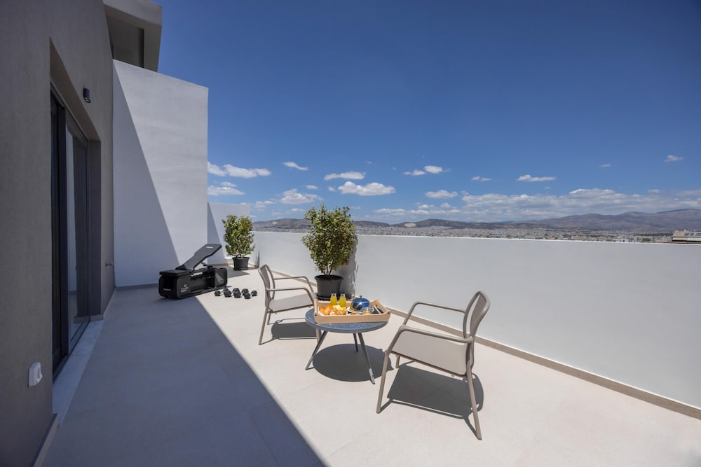 Sokio Attiki Hotel, Bw Premier Collection — Sports & recreation in Athens, Attica