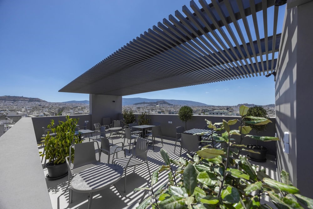 Sokio Attiki Hotel, Bw Premier Collection — Restaurant & bars in Athens, Attica