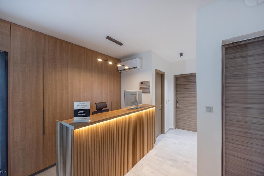 Sokio Attiki Hotel, Bw Premier Collection — Hotel building in Athens, Attica