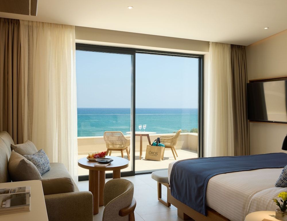 Oros Luxury Beach Resort - zdjęcie 4