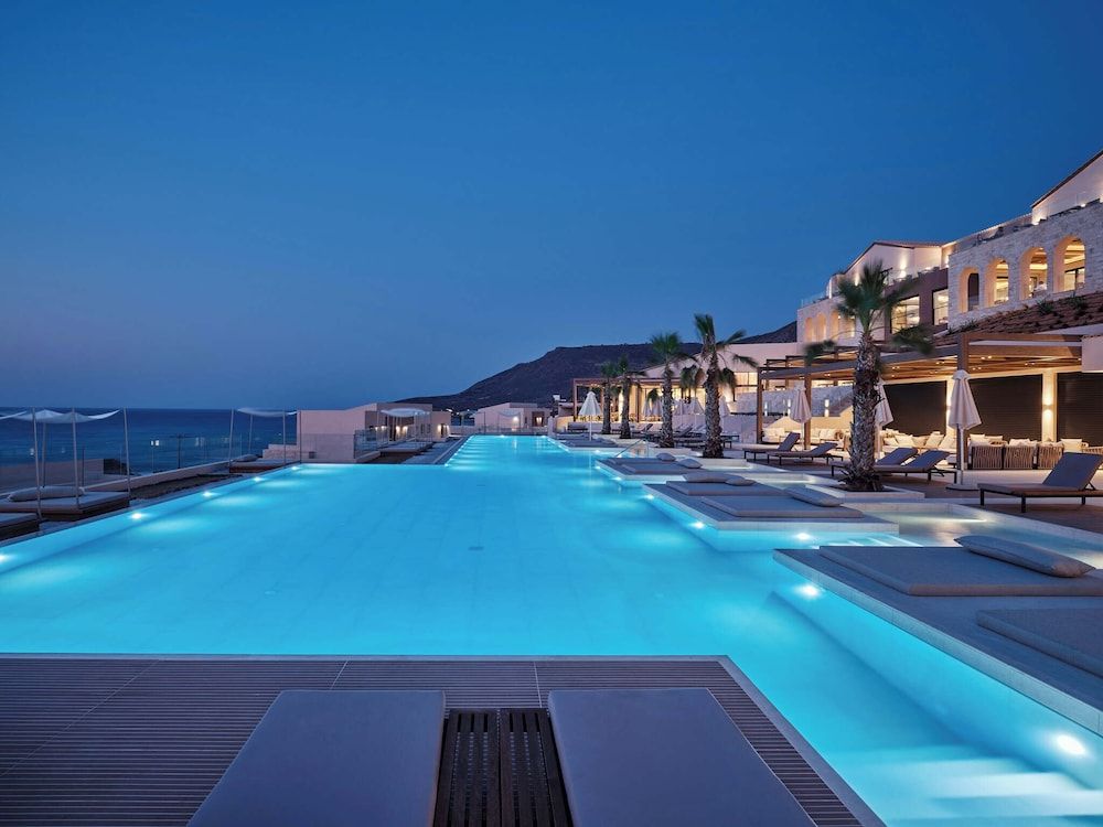 Oros Luxury Beach Resort