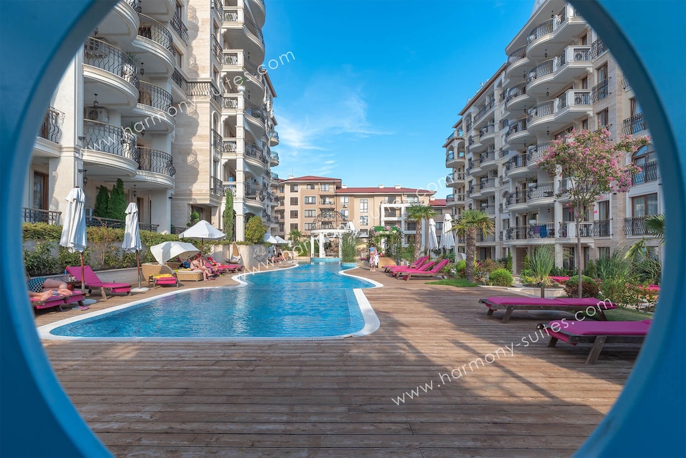 Harmony Suites Saint Vlas — Swimming pool in Sveti Vlas, Burgas Region