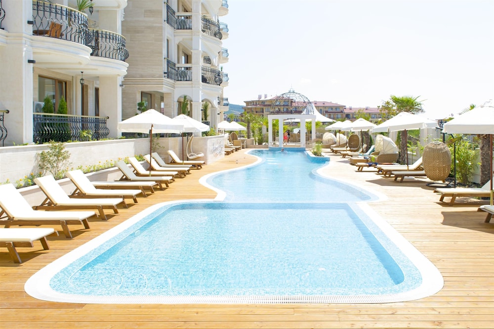 Harmony Suites Saint Vlas — Swimming pool in Sveti Vlas, Burgas Region