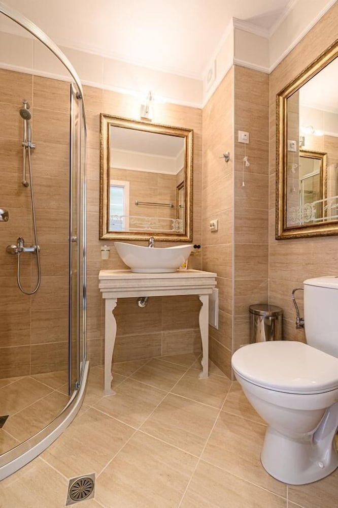 Harmony Suites Saint Vlas — Hotel rooms in Sveti Vlas, Burgas Region