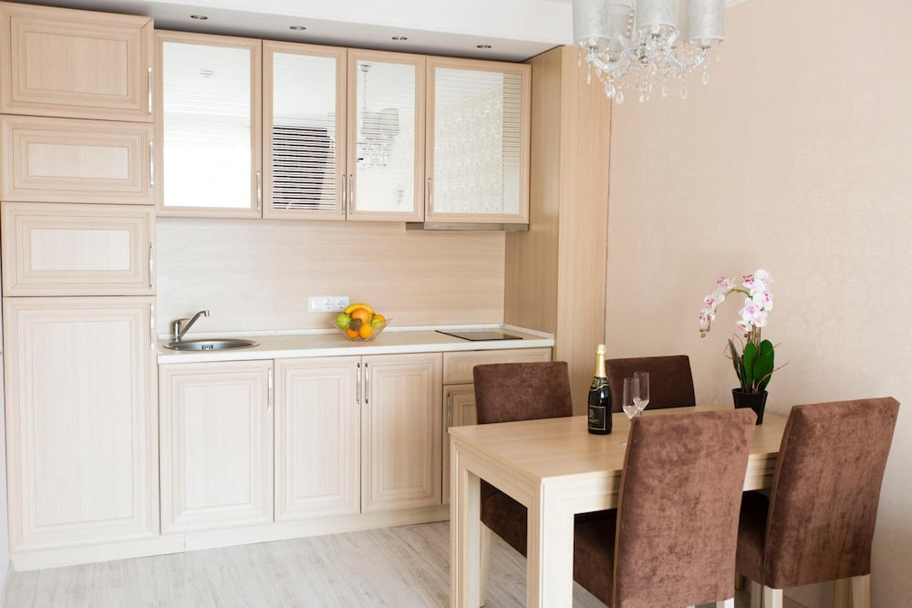 Harmony Suites Saint Vlas — Hotel rooms in Sveti Vlas, Burgas Region