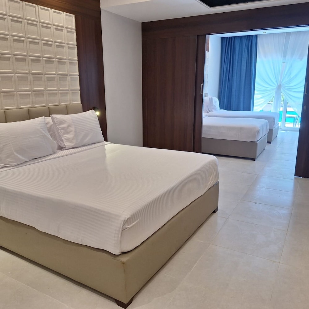 Rewaya Majestic Resort — Hotel rooms in Hurghada, Red Sea