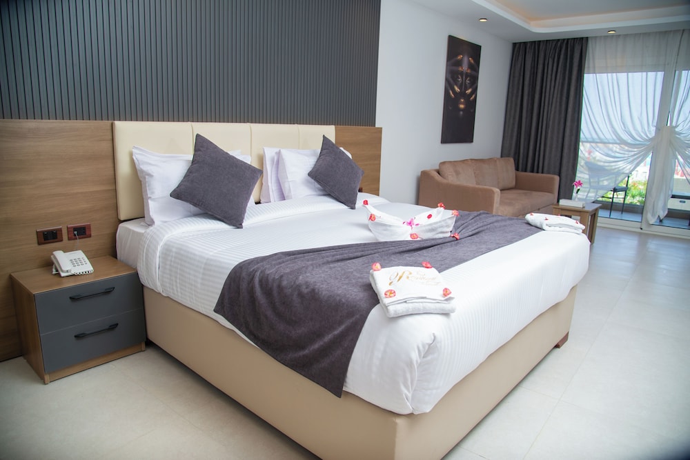 Rewaya Majestic Resort — Hotel rooms in Hurghada, Red Sea