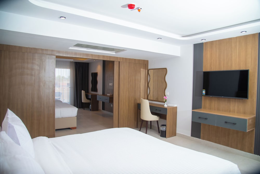 Rewaya Majestic Resort — Hotel rooms in Hurghada, Red Sea