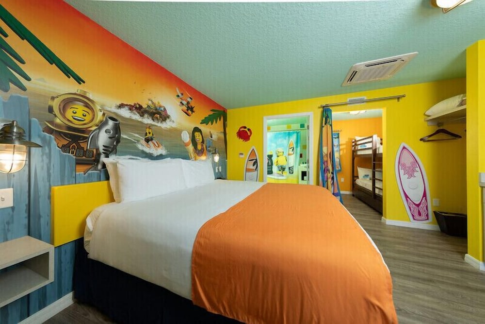 LEGOLAND Beach Retreat — Hotel rooms in Winter Haven, Florida