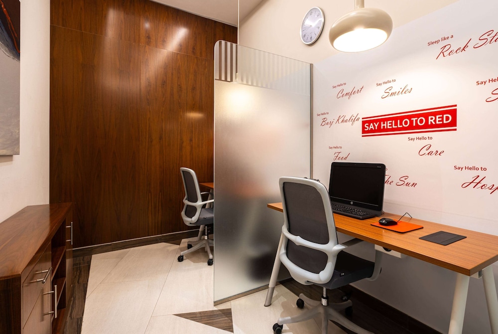 Ramada by Wyndham Dubai Barsha Heights — Hotel building in Dubai