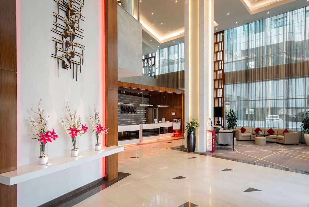 Ramada by Wyndham Dubai Barsha Heights — Hotel building in Dubai
