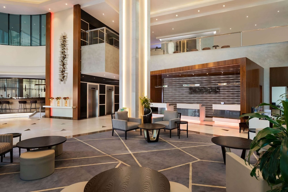 Ramada by Wyndham Dubai Barsha Heights — Hotel building in Dubai