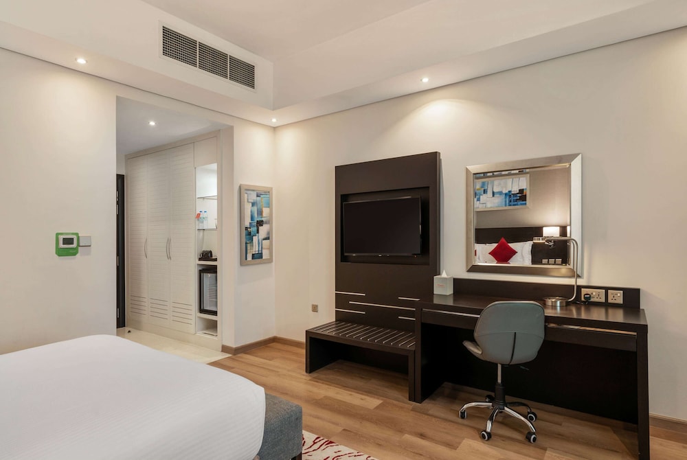 Ramada by Wyndham Dubai Barsha Heights — Hotel rooms in Dubai