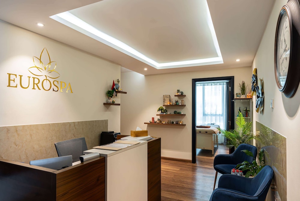 Ramada by Wyndham Dubai Barsha Heights — Spa in Dubai
