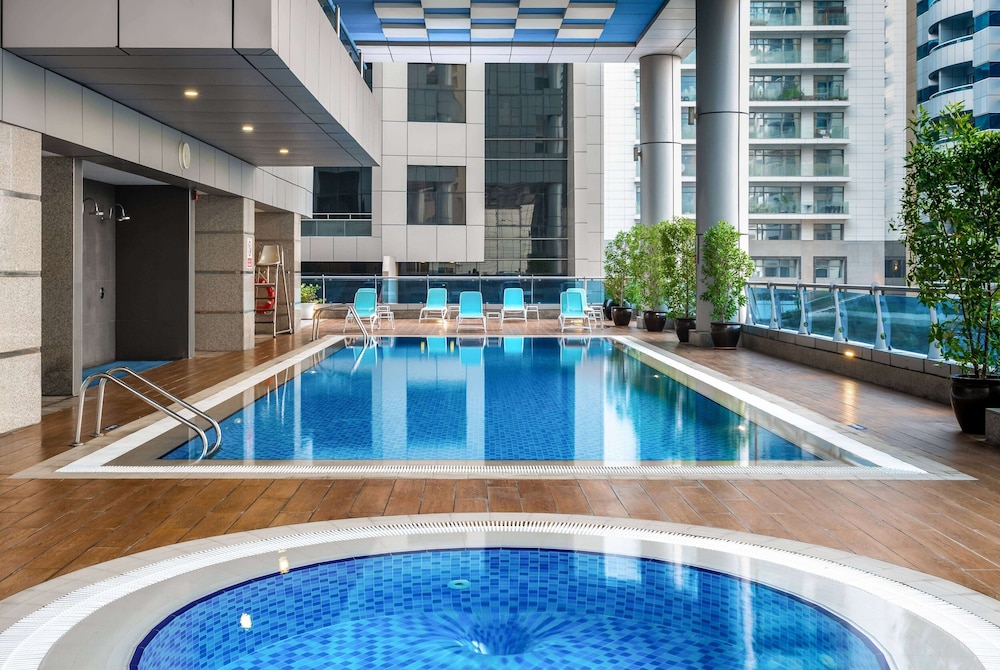 Ramada by Wyndham Dubai Barsha Heights - zdjęcie 3