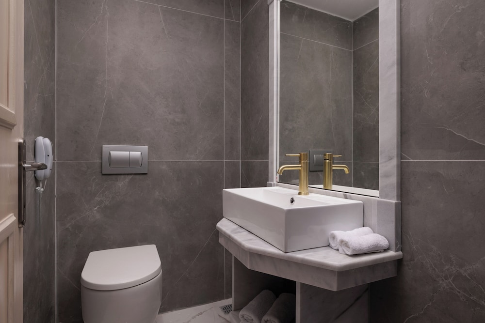 Mythos Panorama — Hotel rooms in Chlomou, Ionian Islands