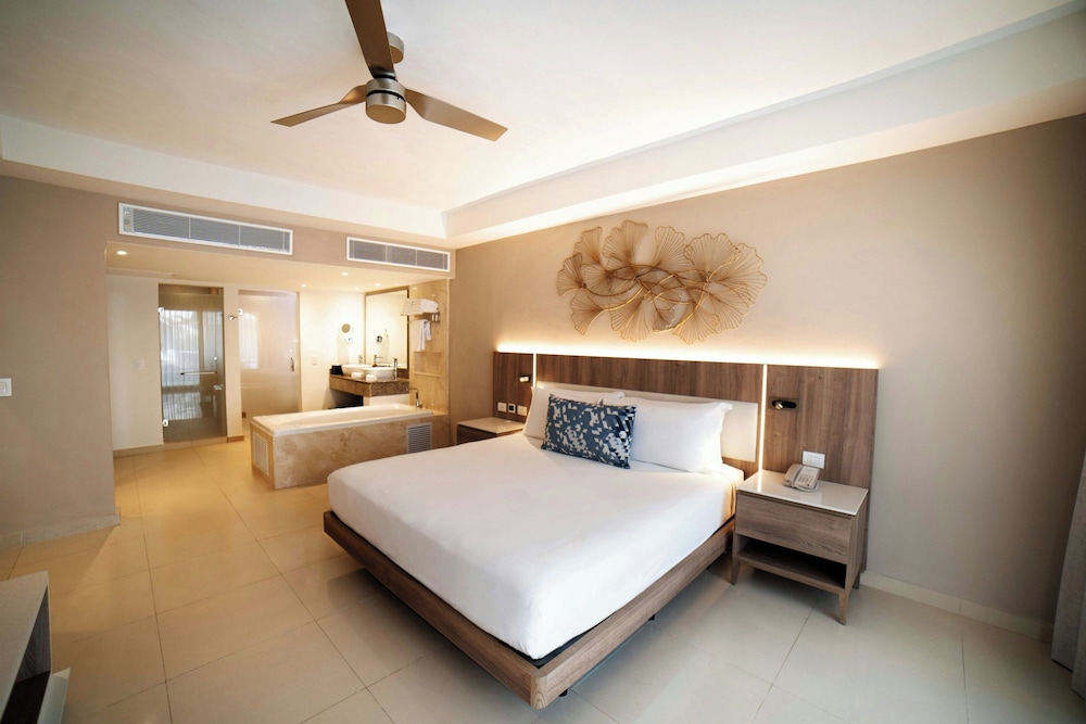 Royalton Punta Cana, An Autograph Collection All-Inclusive Resort & Casino — Rooms in Bavaro, La Altagracia
