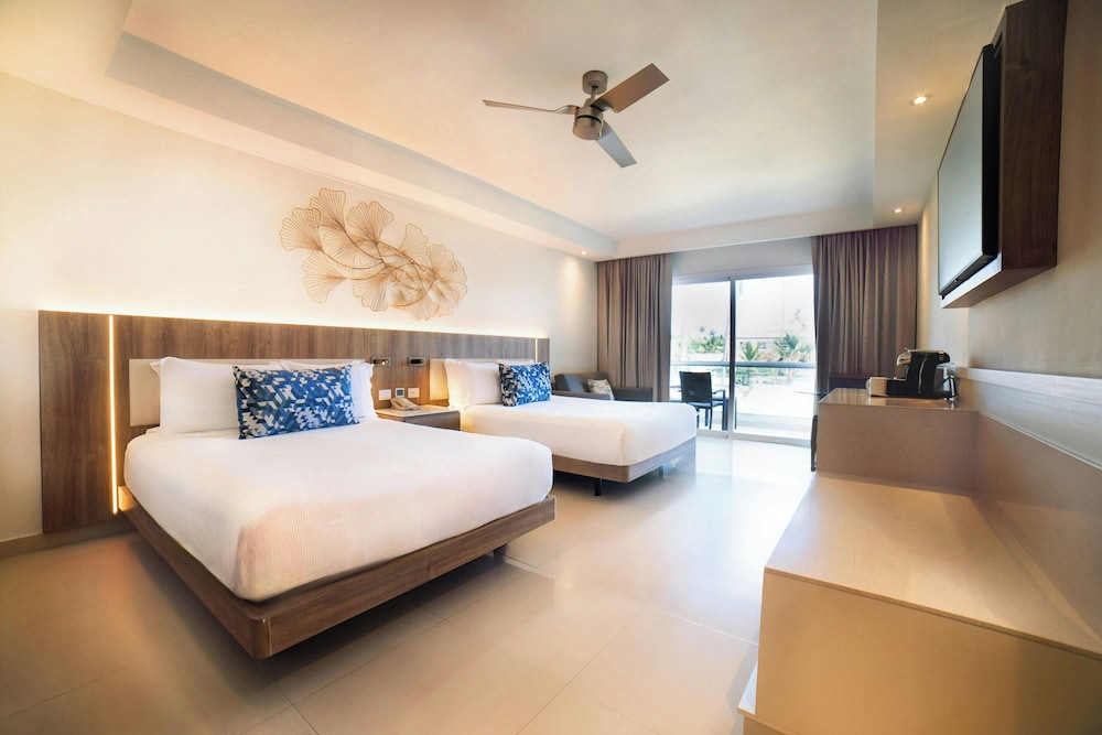 Royalton Punta Cana, An Autograph Collection All-Inclusive Resort & Casino — Rooms in Bavaro, La Altagracia