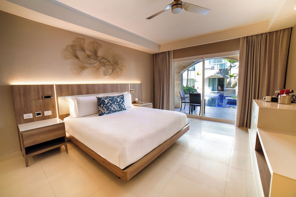 Royalton Punta Cana, An Autograph Collection All-Inclusive Resort & Casino — Rooms in Bavaro, La Altagracia