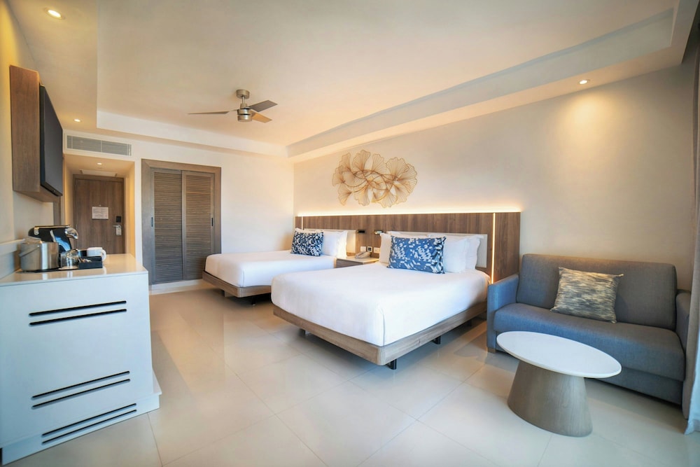 Royalton Punta Cana, An Autograph Collection All-Inclusive Resort & Casino — Rooms in Bavaro, La Altagracia
