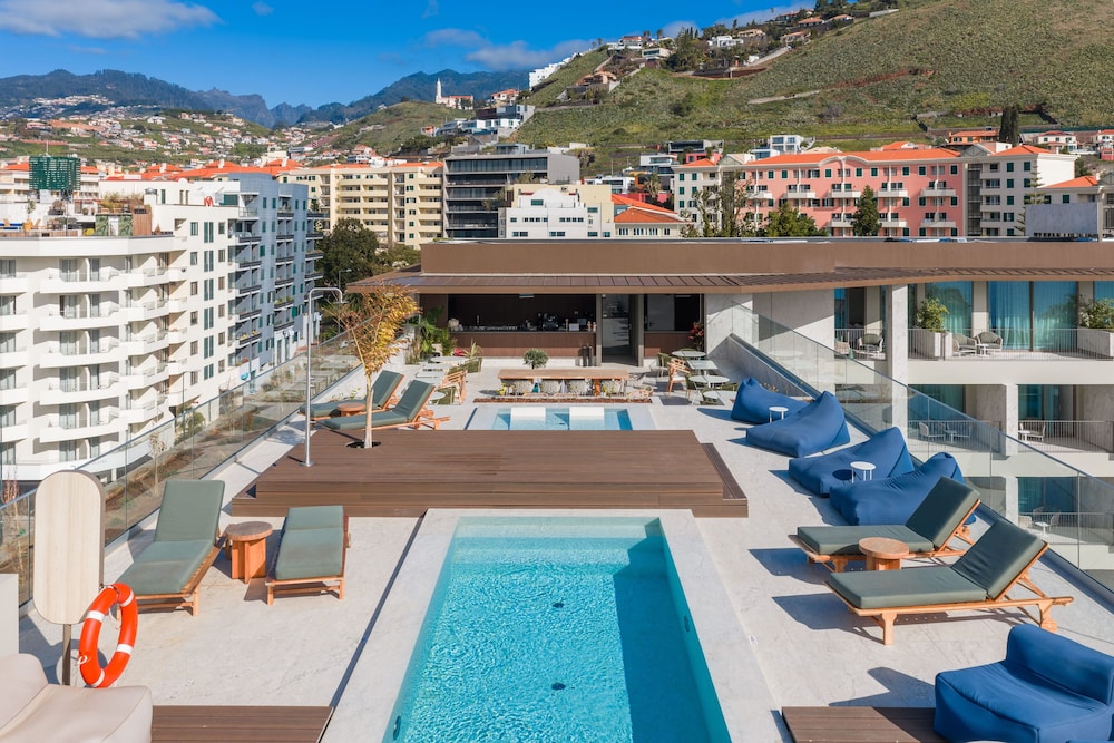 The Editory Ocean Way Funchal — Main photo in Funchal, Madeira