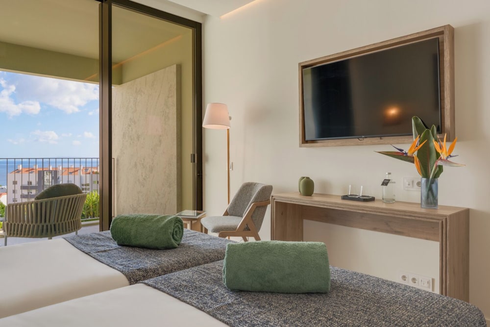 The Editory Ocean Way Funchal — Hotel rooms in Funchal, Madeira