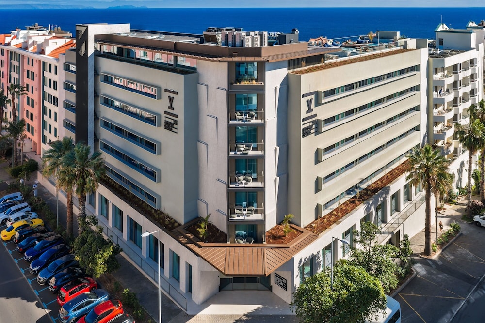 The Editory Ocean Way Funchal — Hotel building in Funchal, Madeira