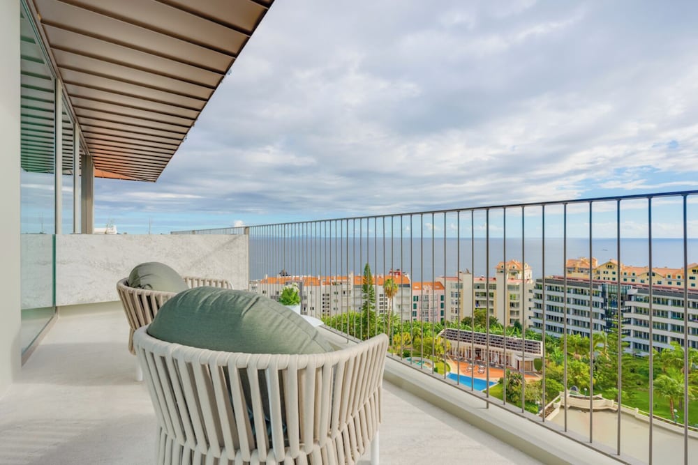 The Editory Ocean Way Funchal — Hotel rooms in Funchal, Madeira