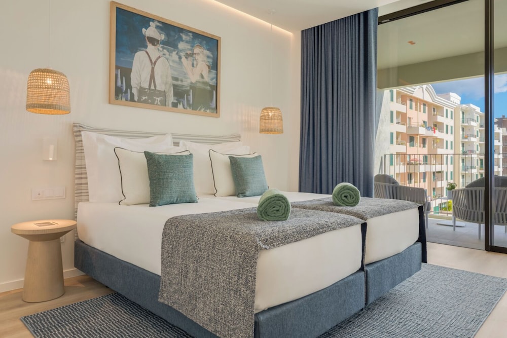 The Editory Ocean Way Funchal — Hotel rooms in Funchal, Madeira